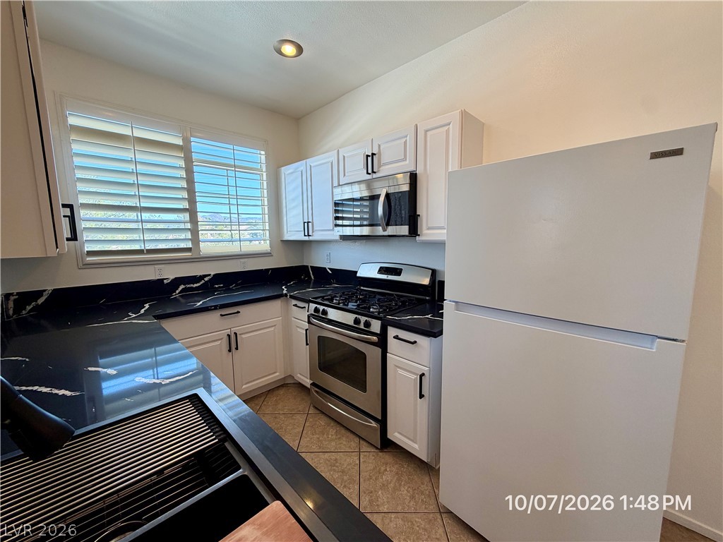 2201 Ramsgate Drive 724 Property Photo 4