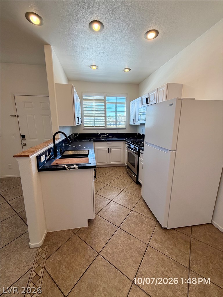 2201 Ramsgate Drive 724 Property Photo 6
