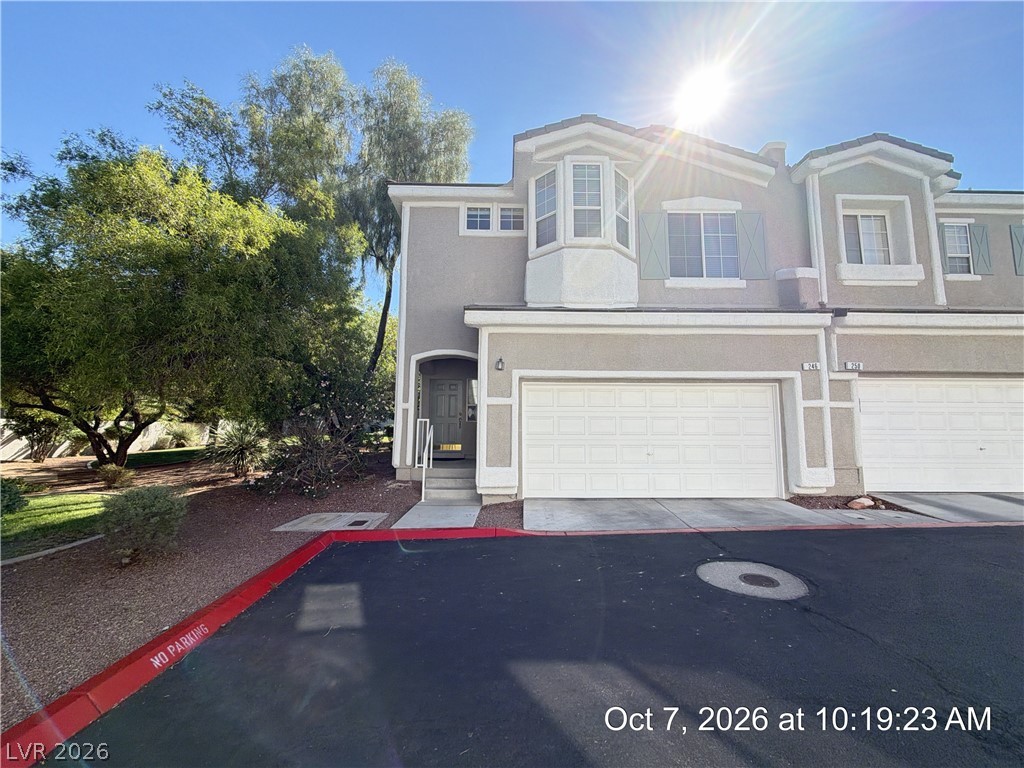 246 Queens Court Property Photo 3