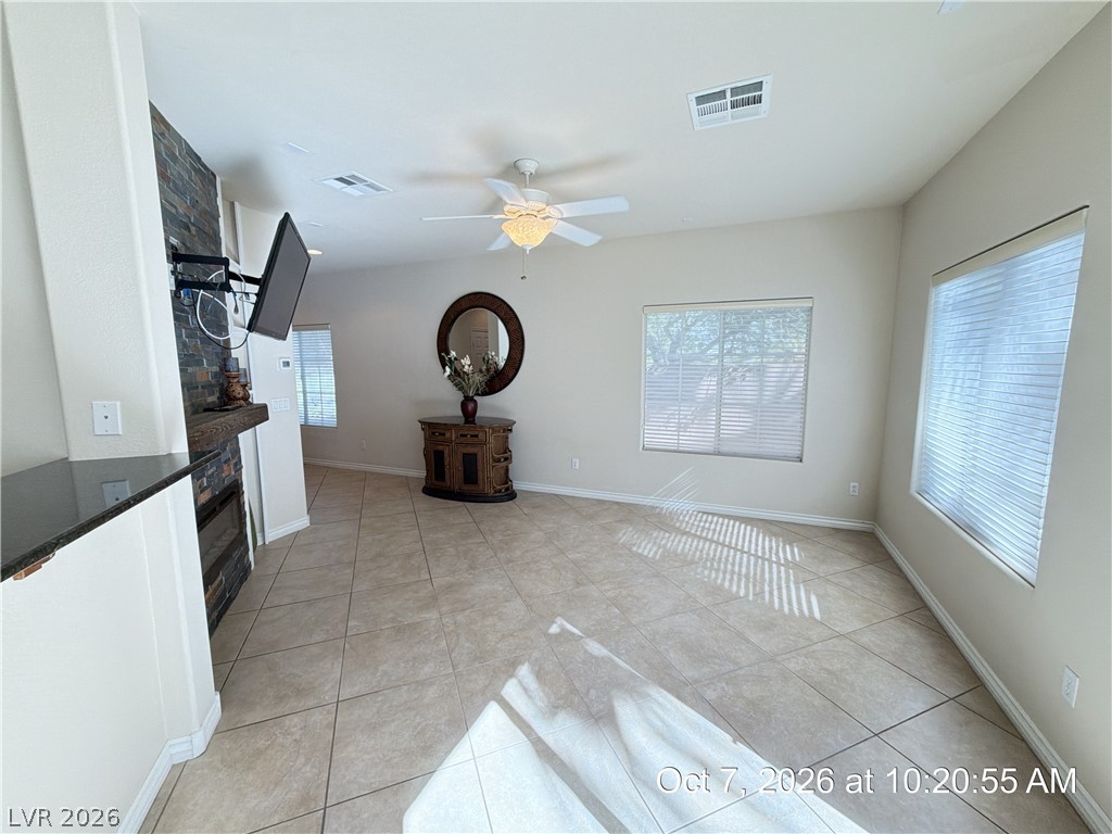 246 Queens Court Property Photo 6
