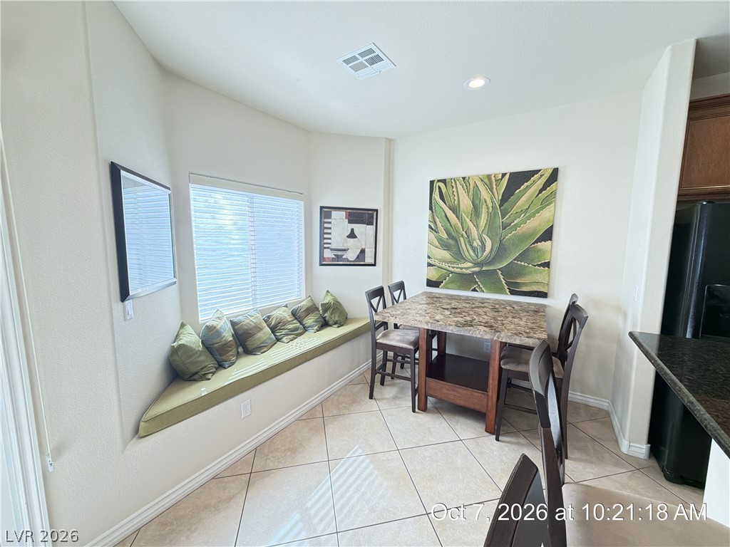 246 Queens Court Property Photo 9