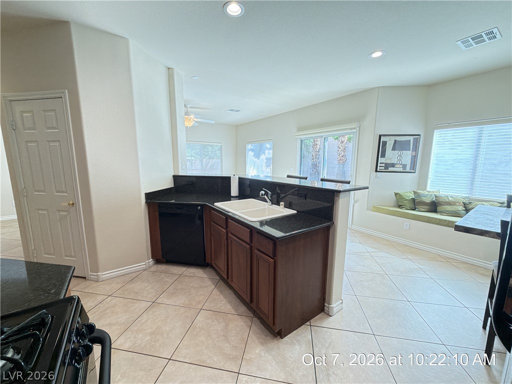 246 Queens Court Property Photo 15
