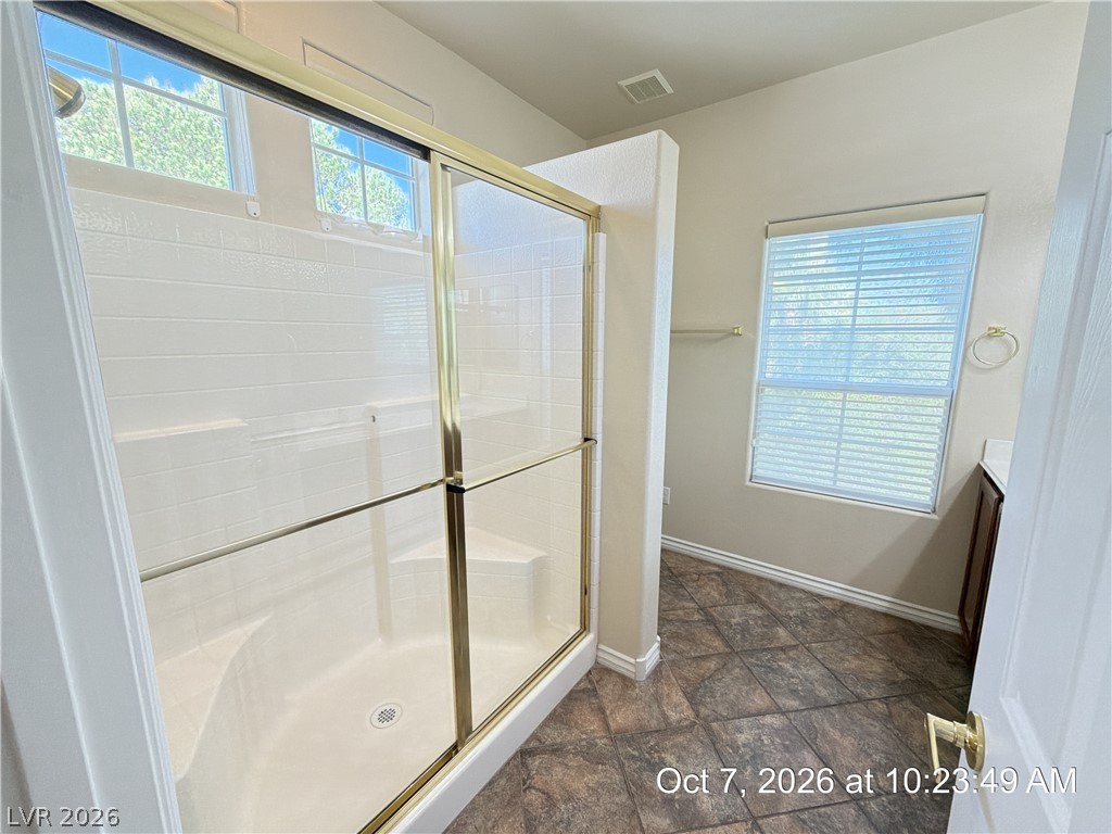 246 Queens Court Property Photo 24