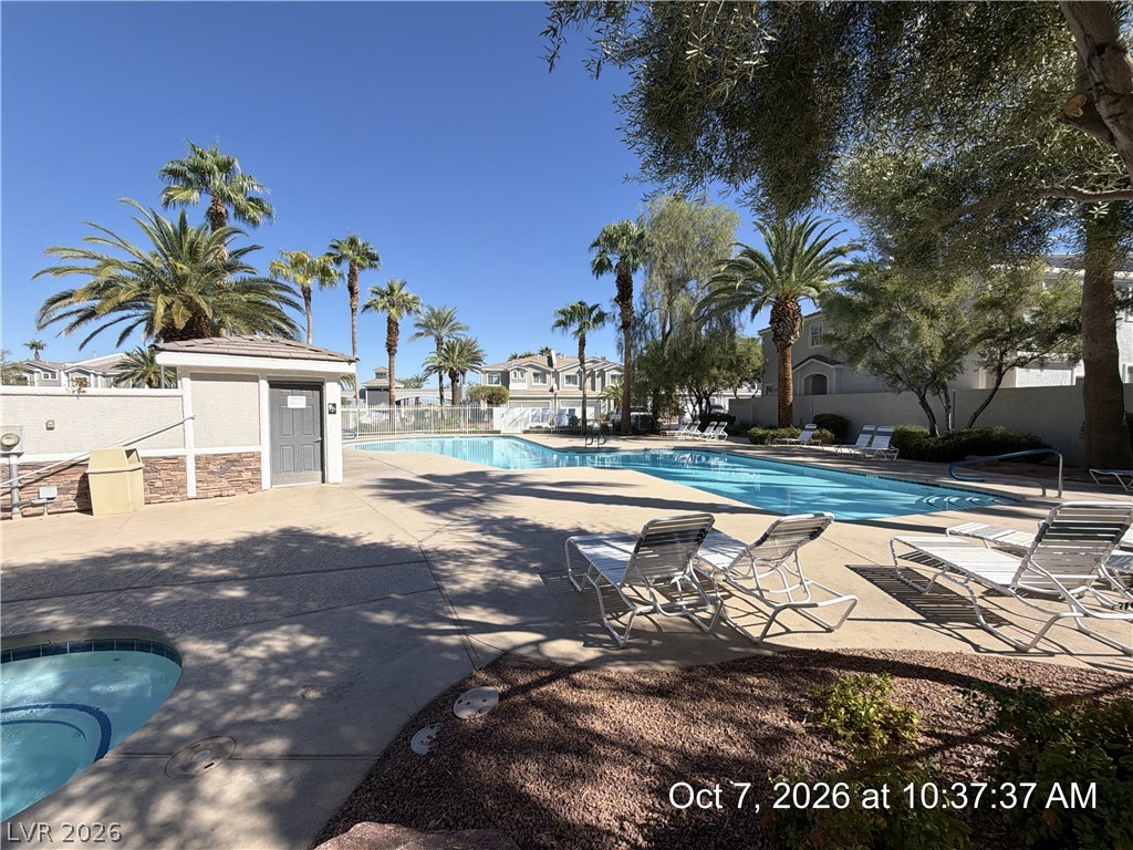 246 Queens Court Property Photo 48