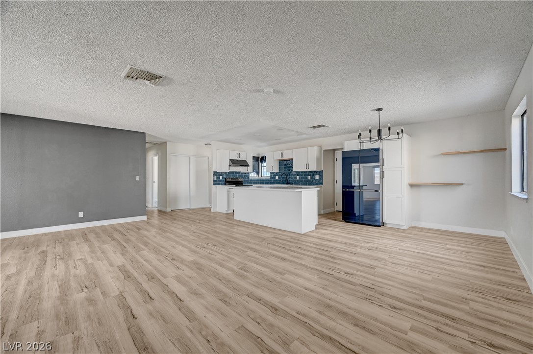 4442 Eureka Circle Property Photo 8