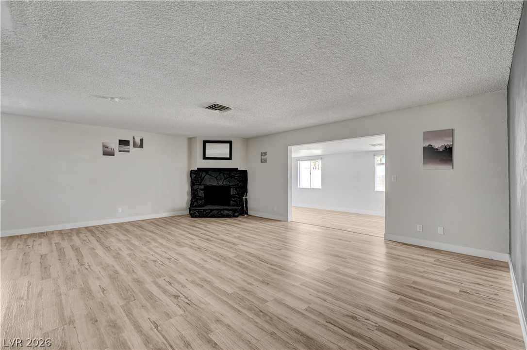 4442 Eureka Circle Property Photo 14