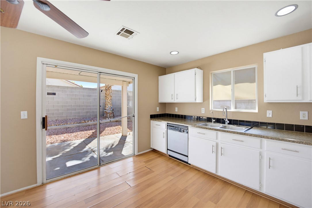 633 Roberta Alecia Avenue Property Photo 14