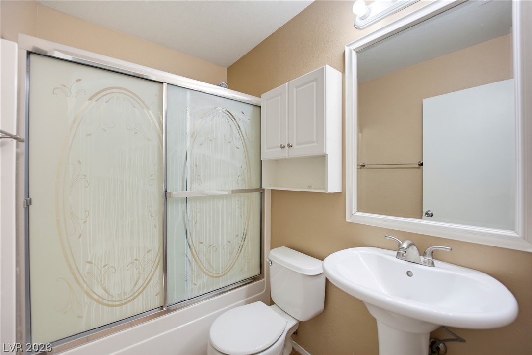 633 Roberta Alecia Avenue Property Photo 24