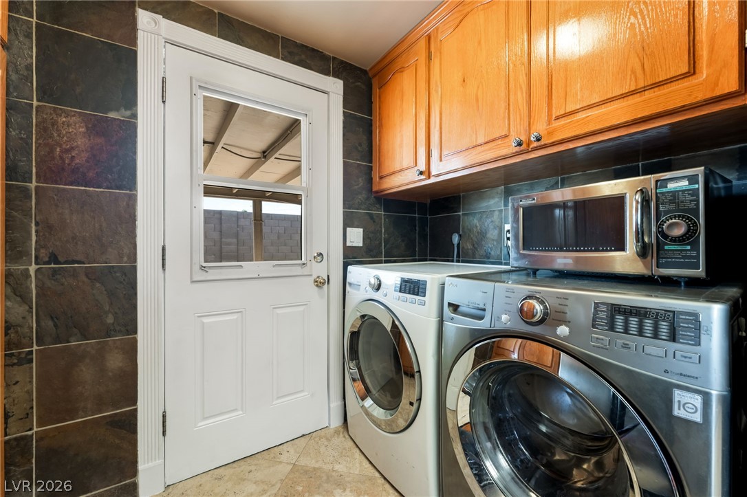 1679 Golden Arrow Drive Property Photo 21