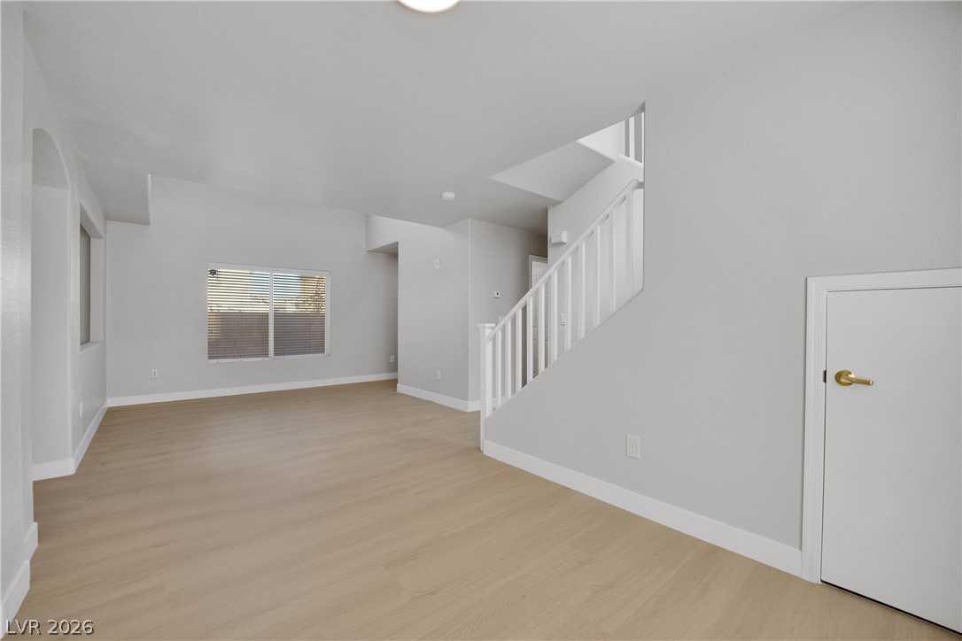 11004 Linden Leaf Avenue Property Photo 6