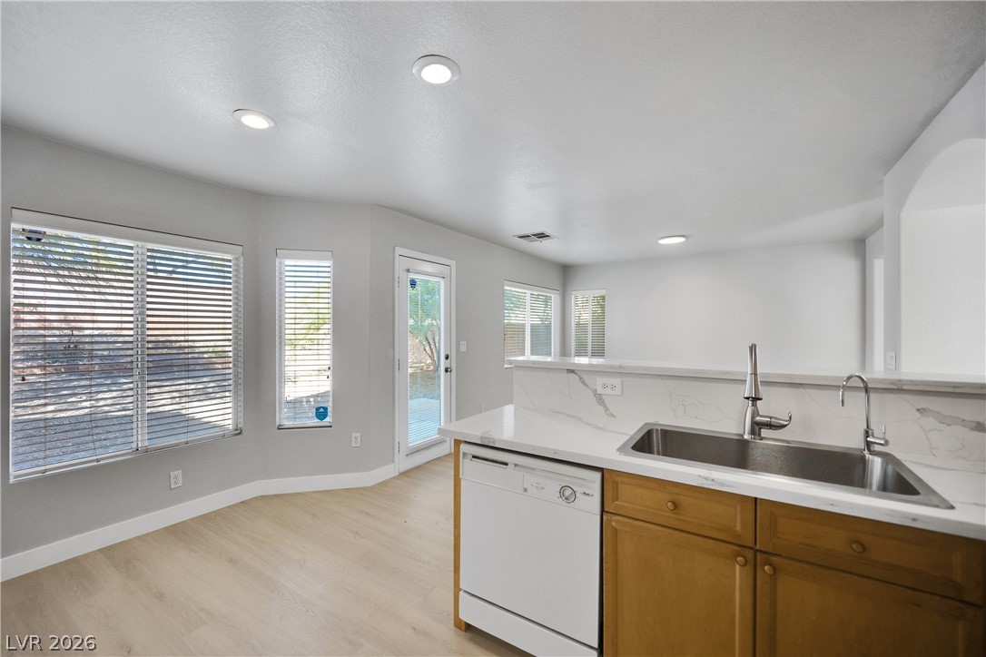 11004 Linden Leaf Avenue Property Photo 13