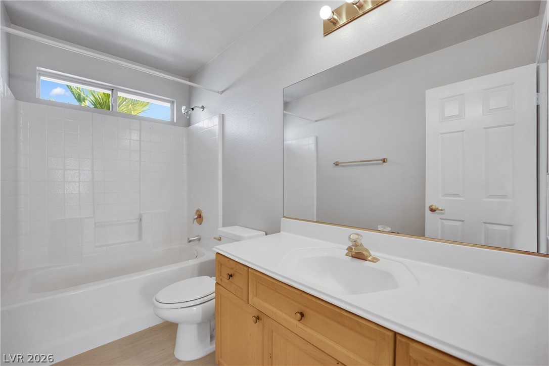 11004 Linden Leaf Avenue Property Photo 25