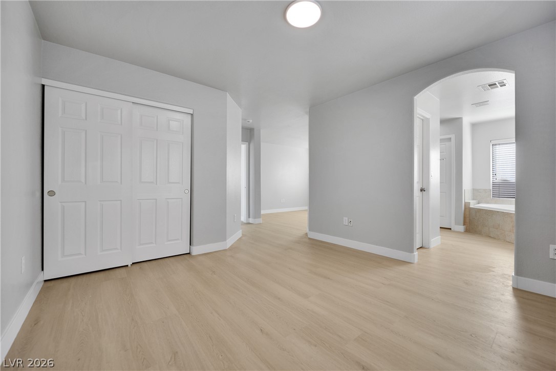 11004 Linden Leaf Avenue Property Photo 27