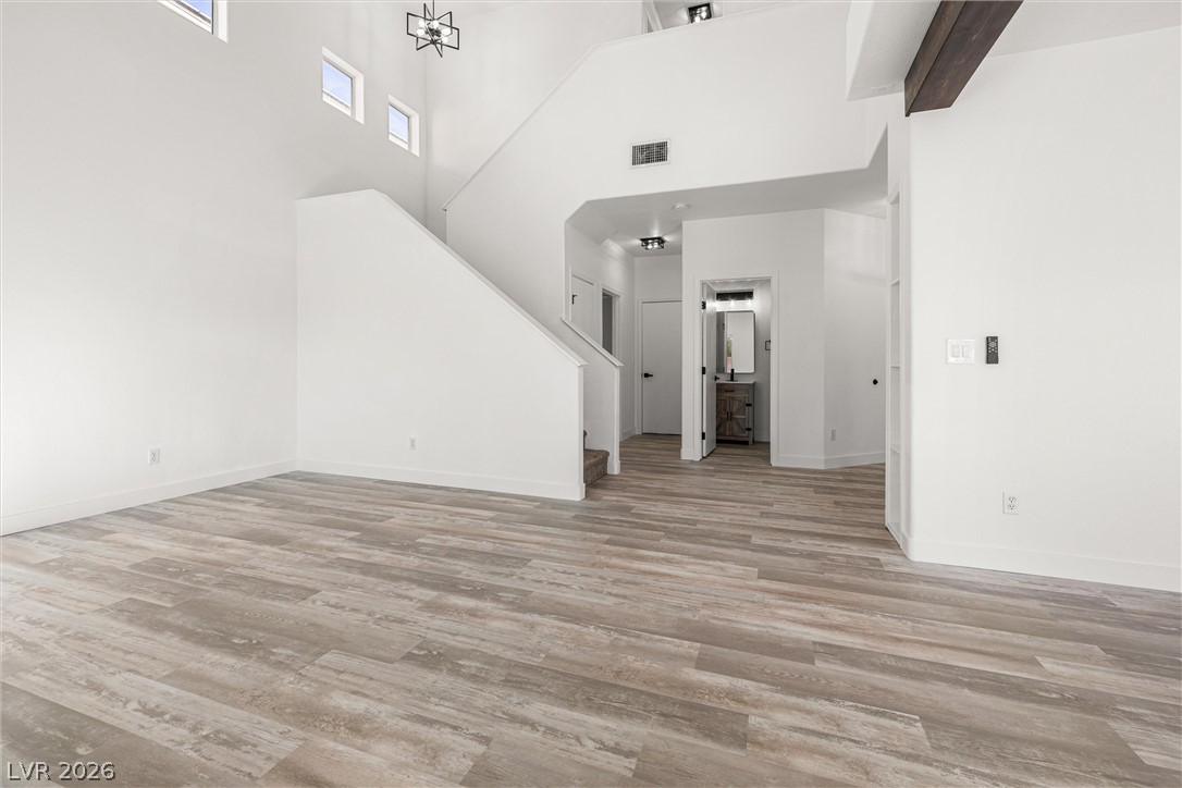 4817 Whispering Spring Avenue Property Photo 3