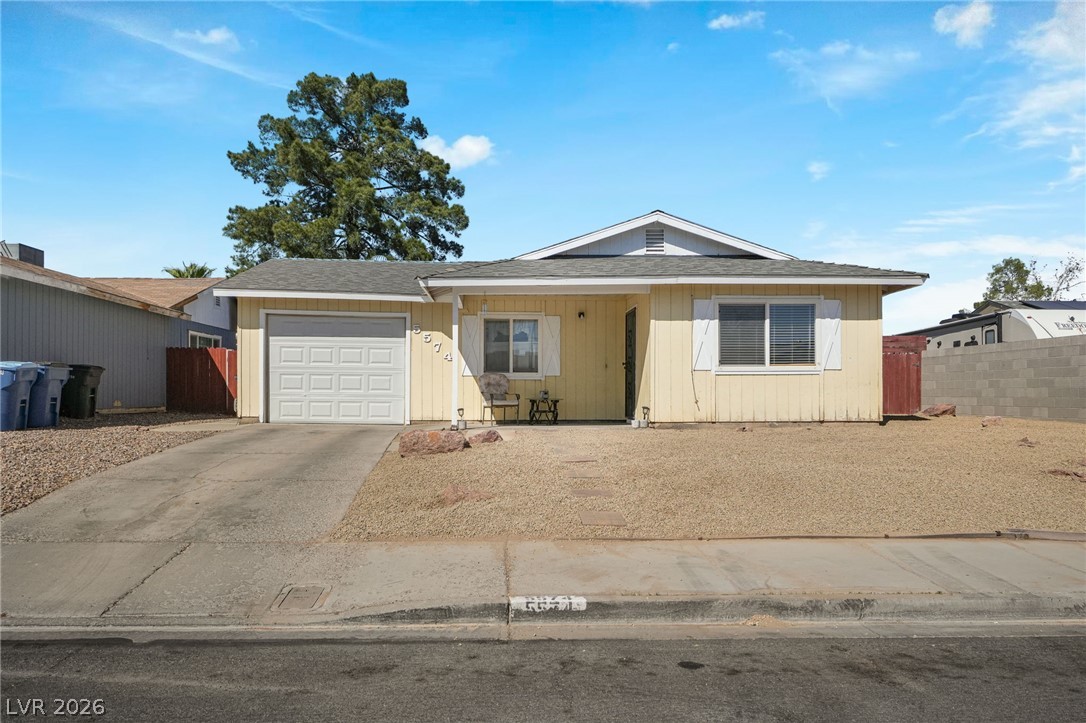 5574 Tunis Avenue Property Photo 1