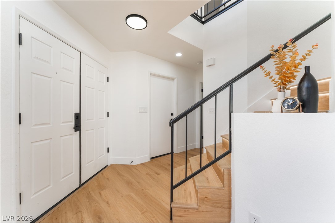 2396 Valley Drive Property Photo 6