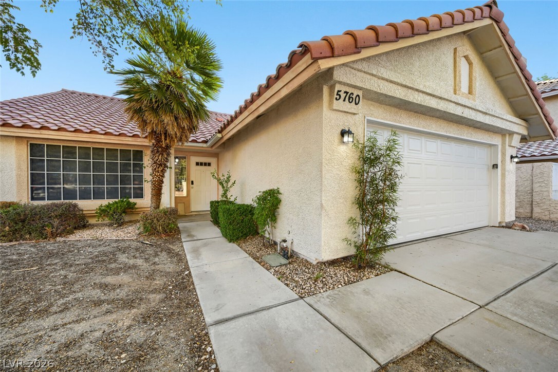 5760 Spindletree Lane Property Photo 3
