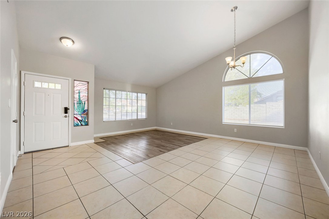 5760 Spindletree Lane Property Photo 8