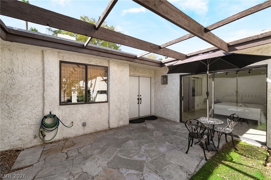 2641 San Martin Court Property Photo 8