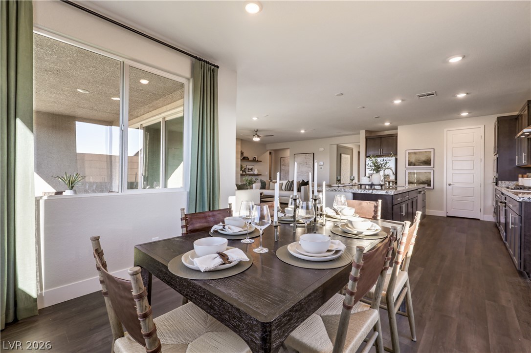 1465 Lantern Hills Drive Property Photo 8