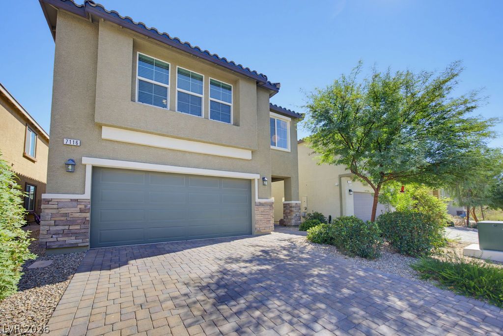 7116 Woodrow Ranch Street Property Photo 1