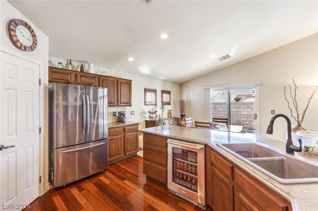 2131 Mountain Glow Avenue Property Photo 10