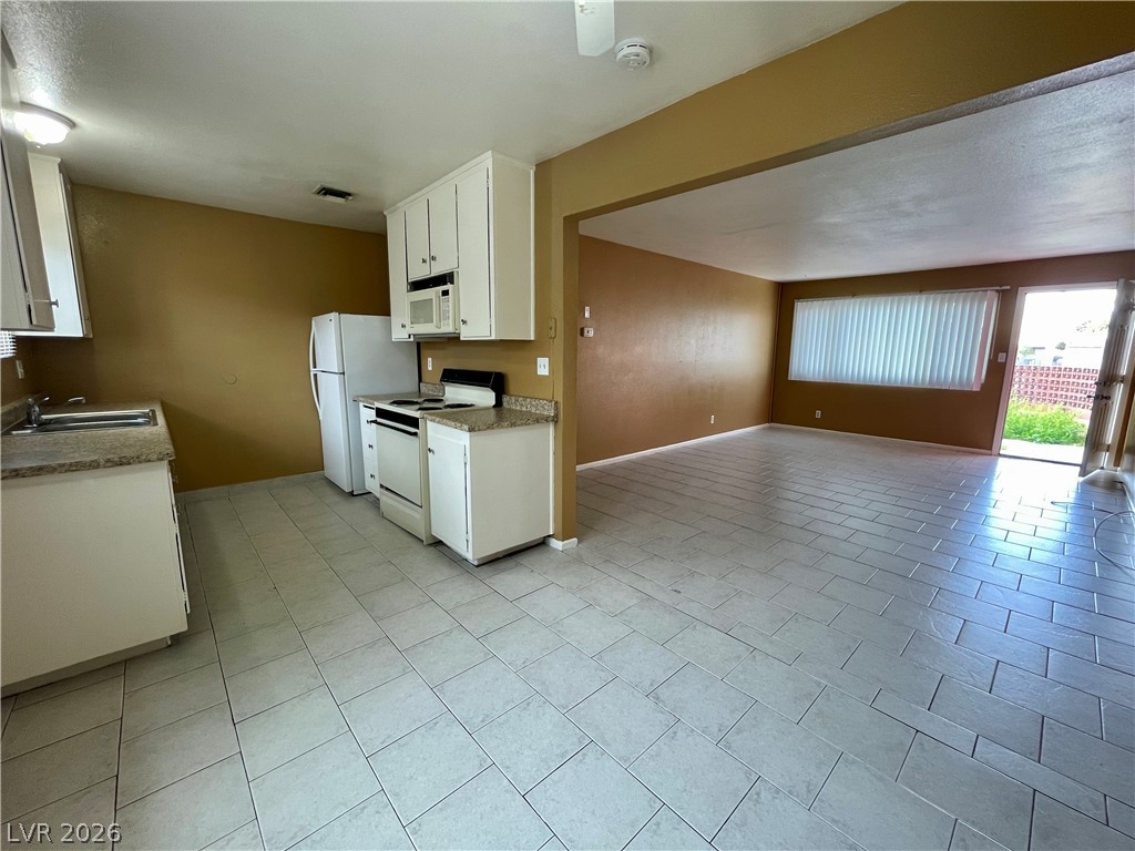 3200 Arlene Way A Property Photo 6