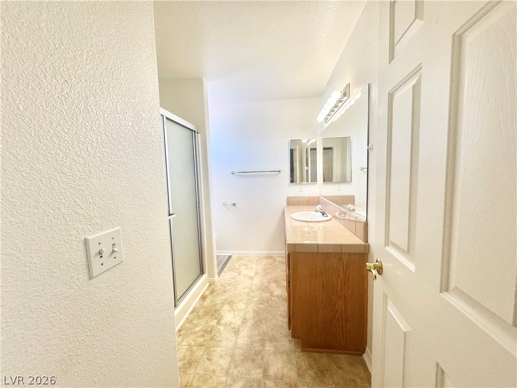 448 Comstock Street Property Photo 13