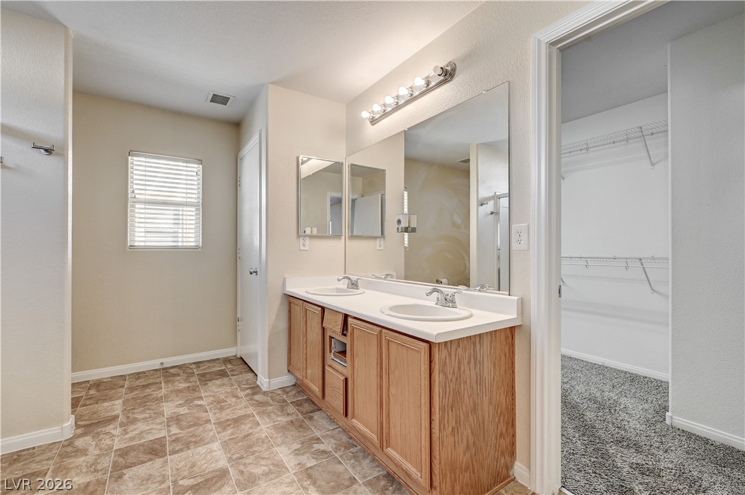 312 Snow Dome Avenue Property Photo 9
