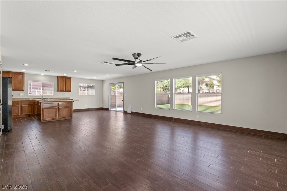 3112 Gannon Ridge Avenue Property Photo 6