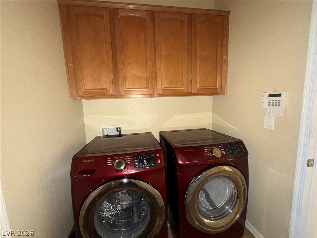 2145 Falls City Court Property Photo 11