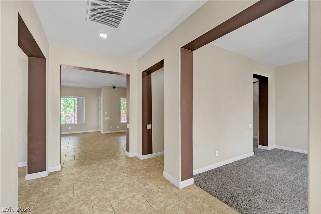 7286 Mount Kearsarge Street Property Photo 13