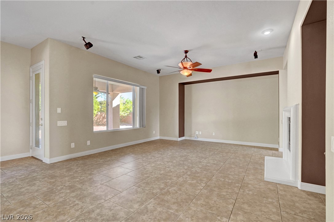 7286 Mount Kearsarge Street Property Photo 22