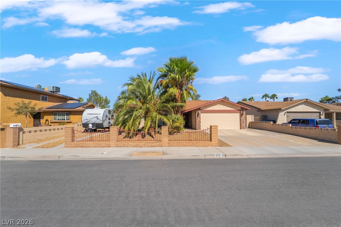 613 Valley View Drive Property Photo 2
