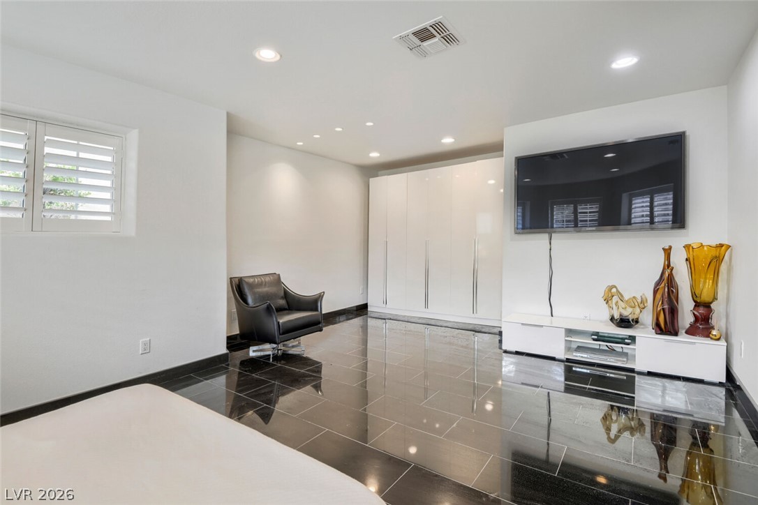 2010 Shenley Court Property Photo 35