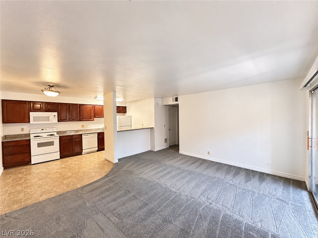 4340 Sandy River Drive 84 Property Photo 4