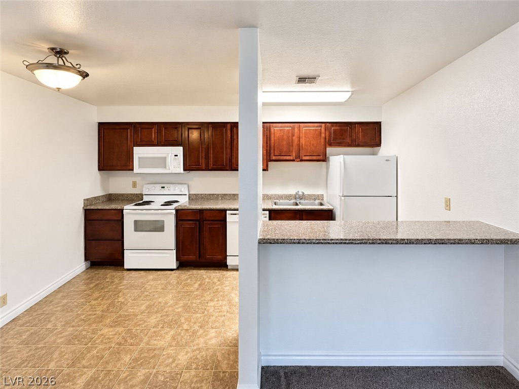 4340 Sandy River Drive 84 Property Photo 6
