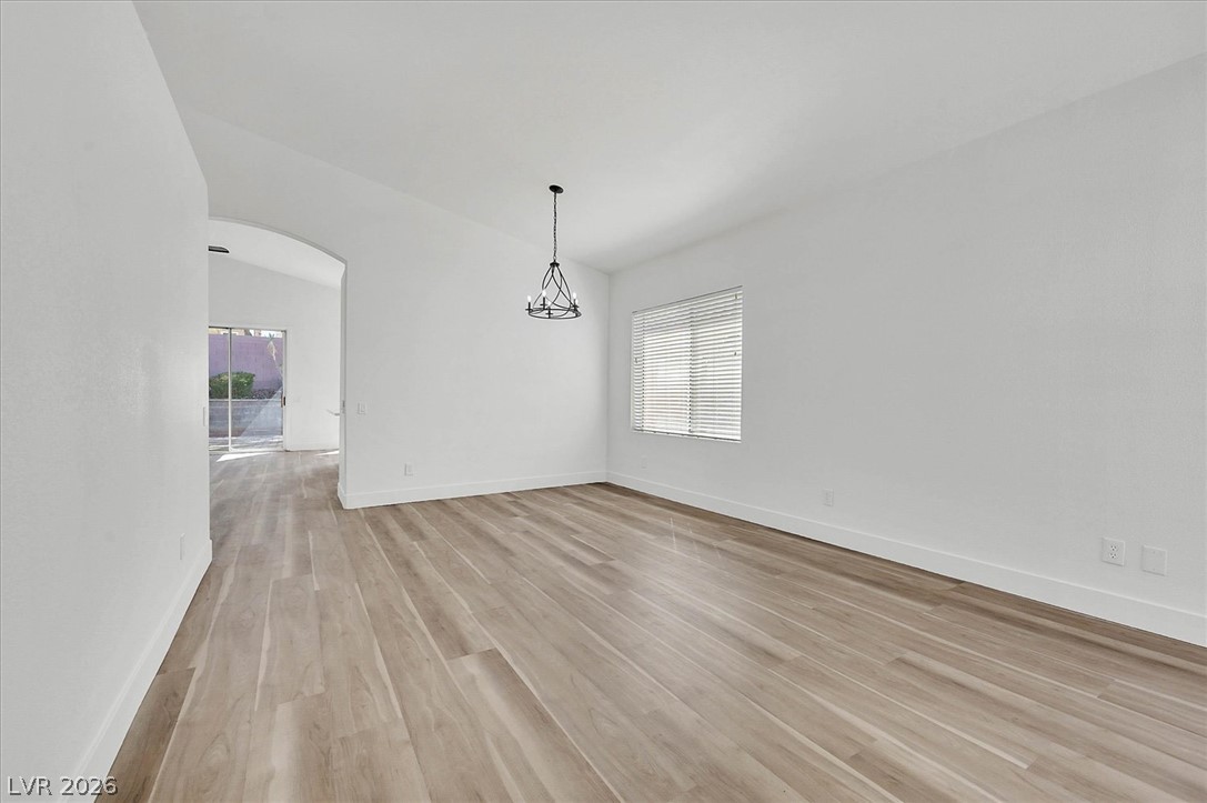 8433 Sea Glen Drive Property Photo 6