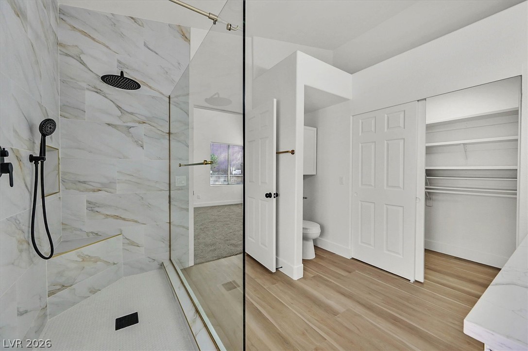 8433 Sea Glen Drive Property Photo 15