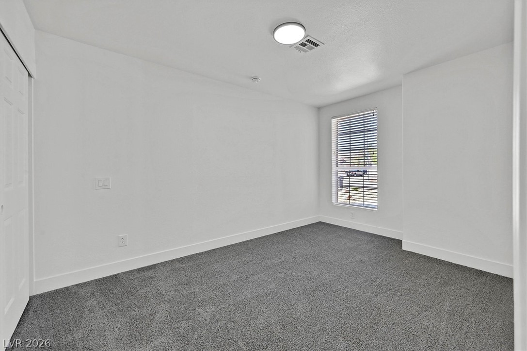 8433 Sea Glen Drive Property Photo 17