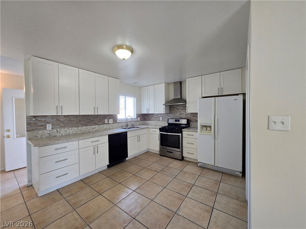 229 Breeze Street Property Photo 8