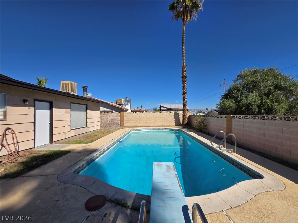 229 Breeze Street Property Photo 27