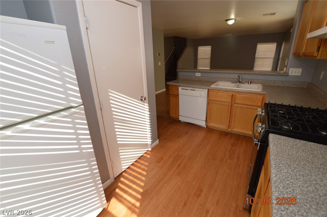 10268 Newfane Court Property Photo 7
