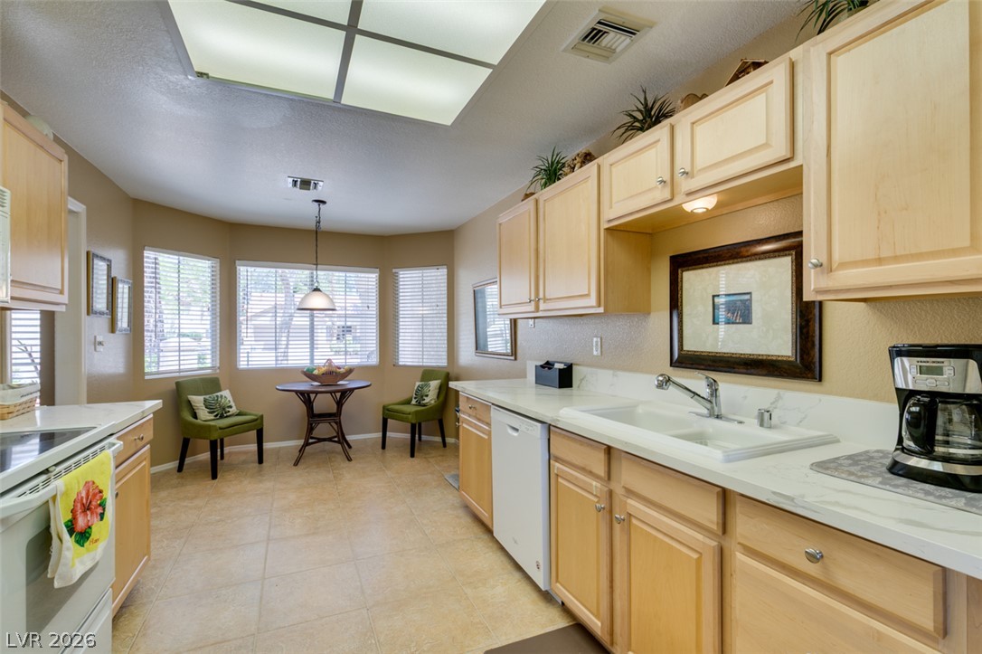 9537 Eagle Valley Drive Property Photo 24