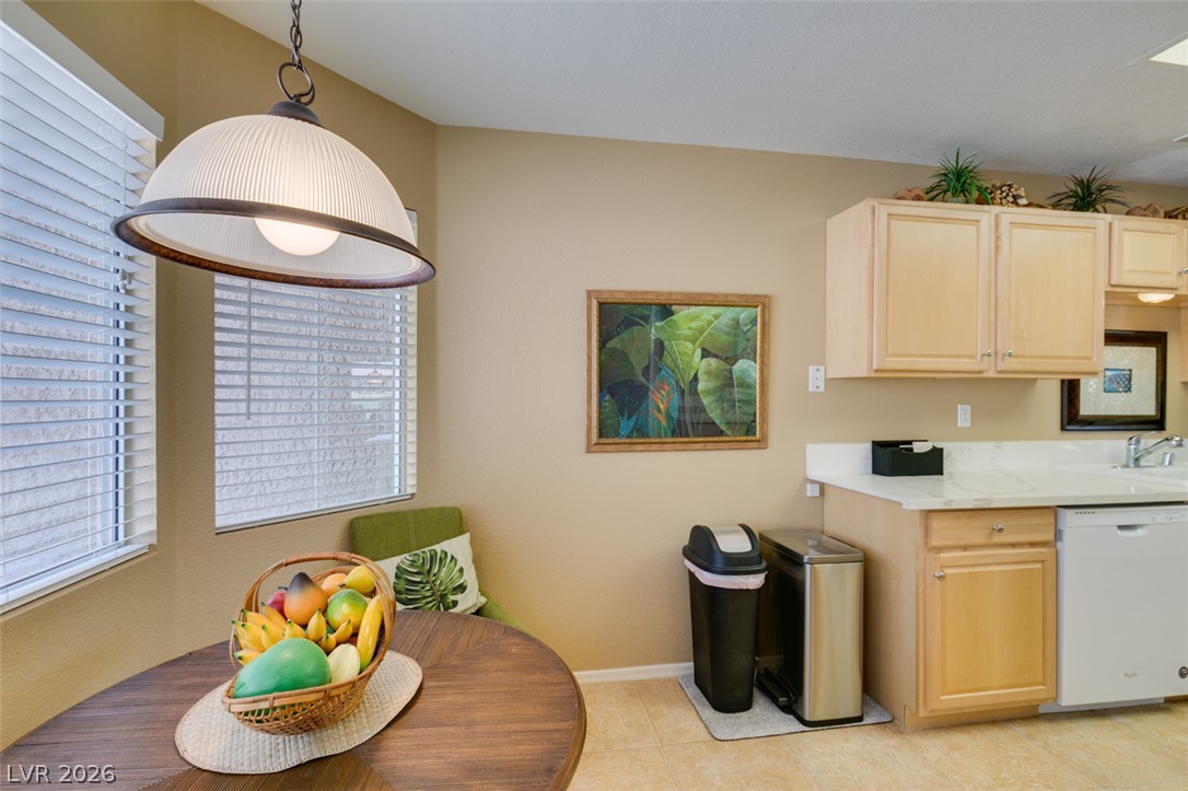 9537 Eagle Valley Drive Property Photo 28