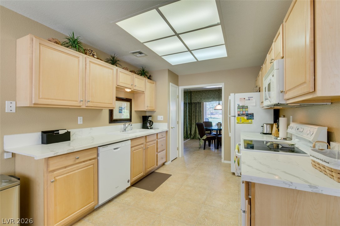 9537 Eagle Valley Drive Property Photo 32