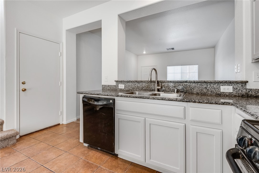 913 Blushing Rose Place Property Photo 11