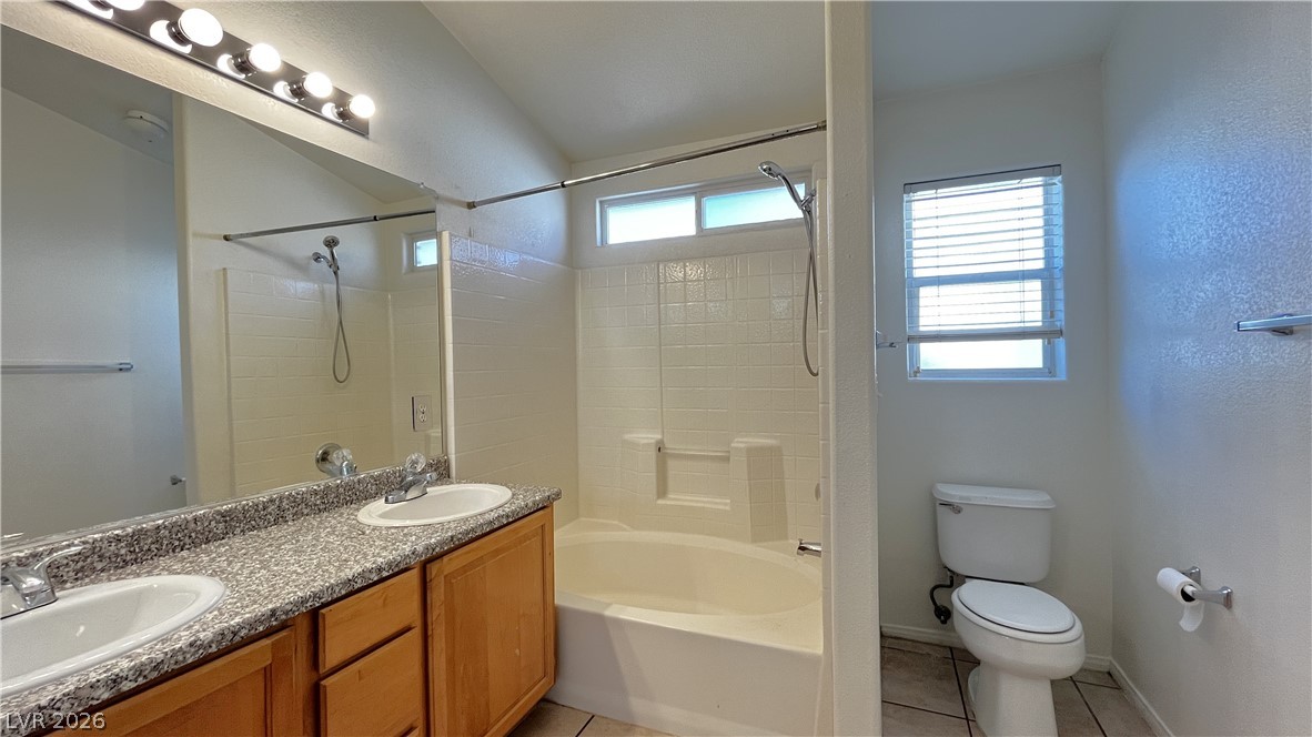 9059 Iron Crow Avenue Property Photo 12