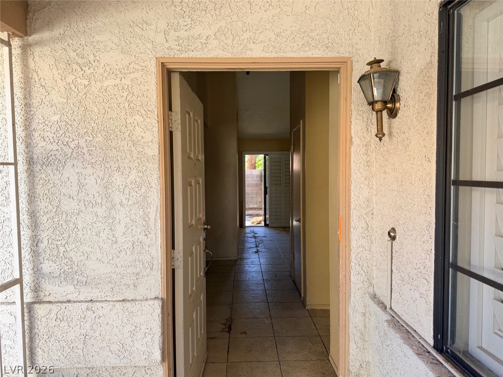 384 Norlina Court Property Photo 4