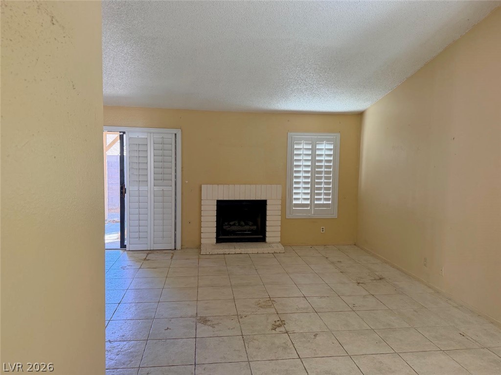 384 Norlina Court Property Photo 7